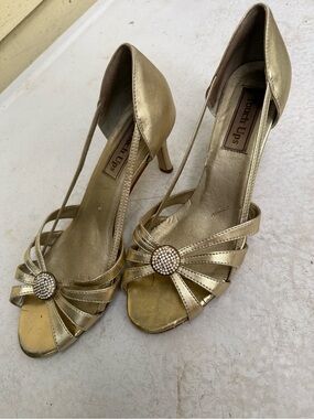 Vintage Y2K Touch Ups Gold Open-Toe Rhinestone Medallion Heels